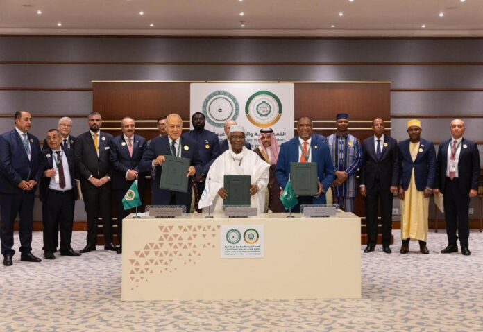 طرحها السفير نادر فتح