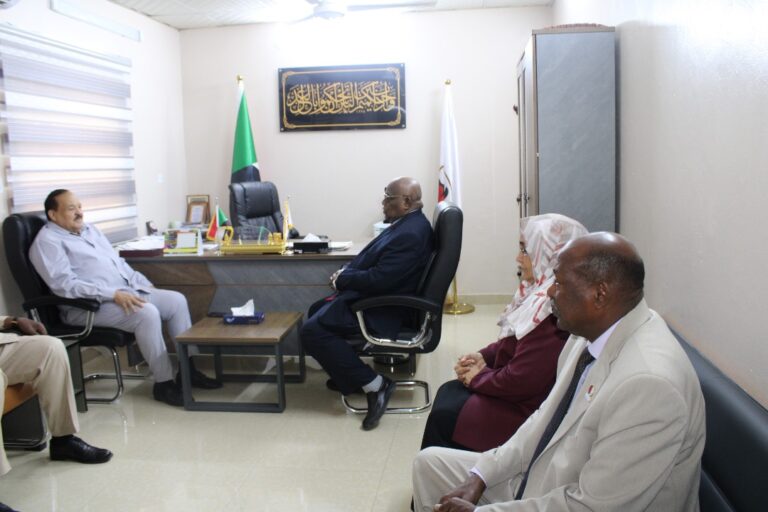 وزارتي الخارجية والعدل آفاق