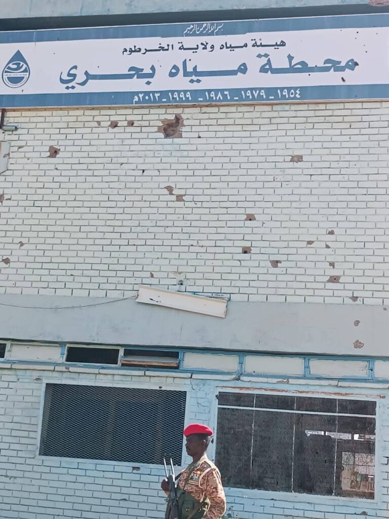 قناصة يطلقون النار على