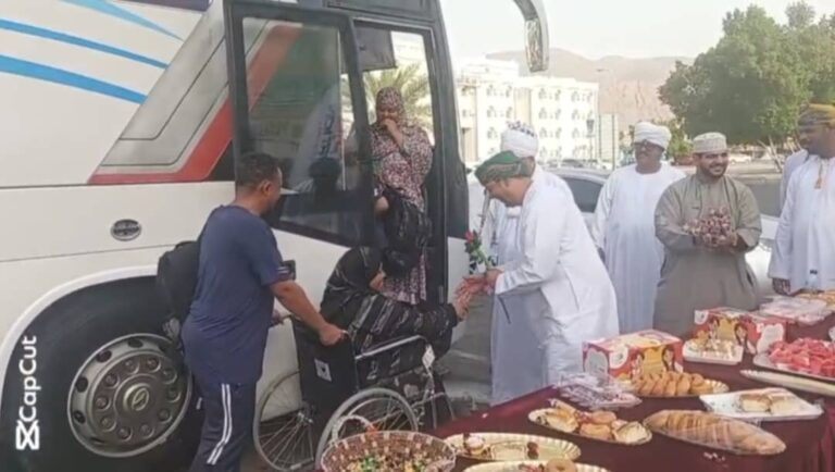 يواجهون ظروفاً إنسانية بالغة