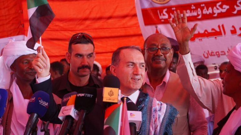 السفير التركي ..ندين عمليات القتل والذبح التي تستهدف المدنيين في الفاشر وجنوب كردفان