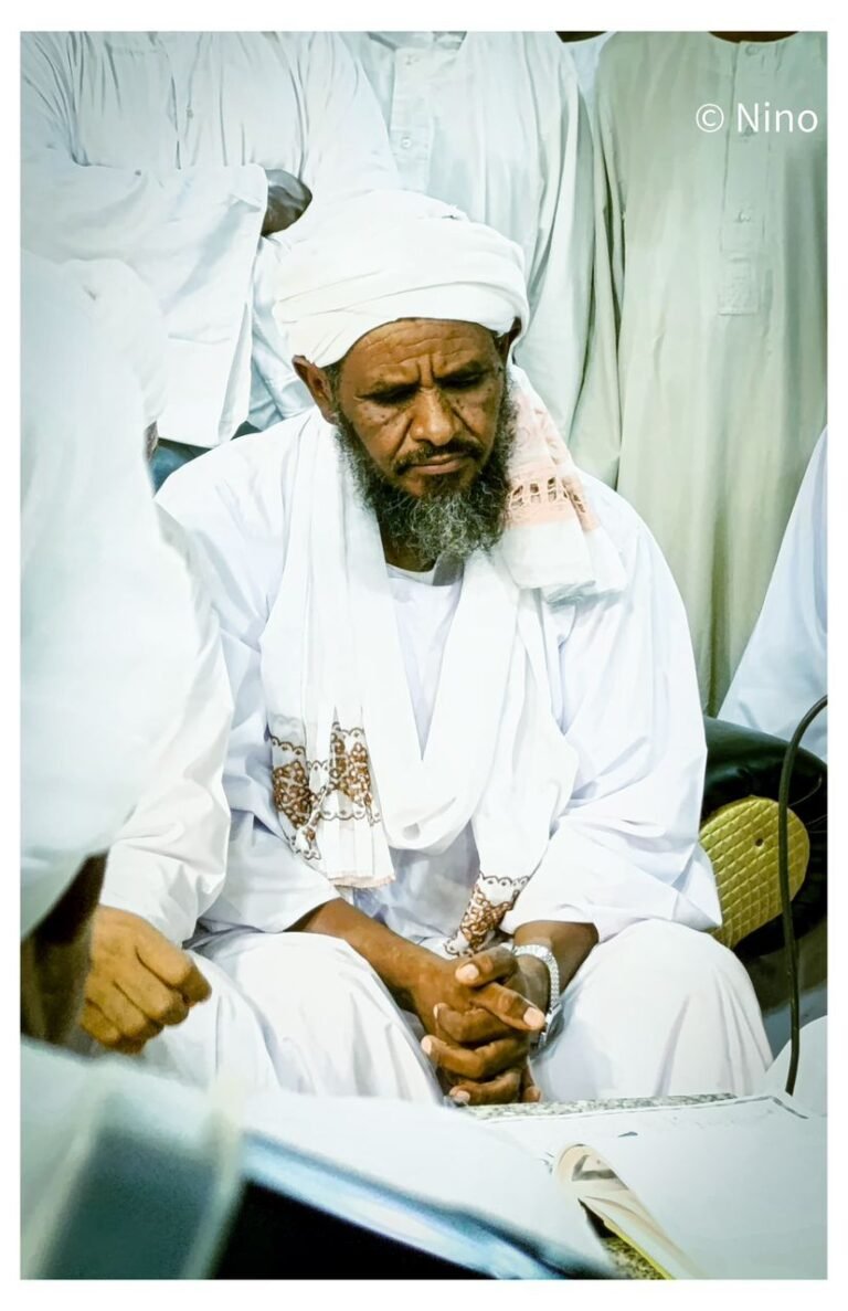 والد الطالبة عائشة حماد يقر بتقديمه طلب بمعاملة ابنته كحالة خاصة .