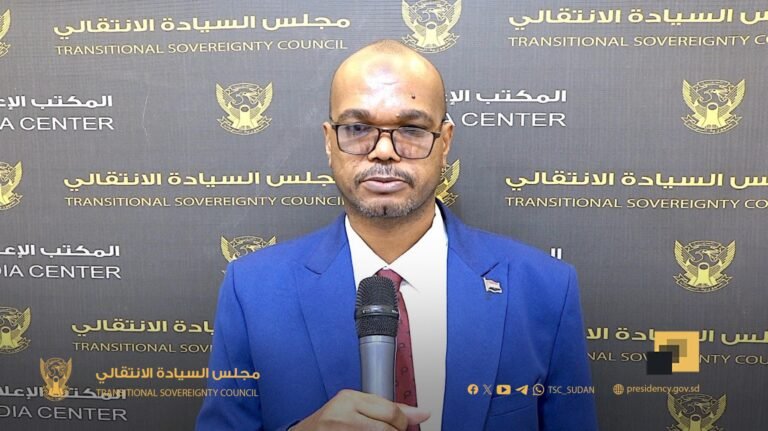 وزير التعليم يشكل لجنة تحقيق في قضية الطالبة عائشة وتمليك الرأي العام الحقائق