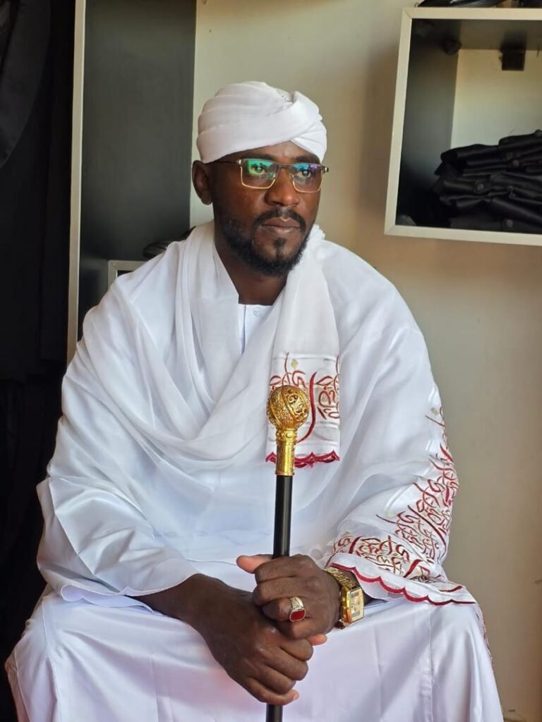 اتحاد عموم مناطق دار حمر ولاية الخرطوم يكرم محمد ود الحاج لمجهوداته في المجتمع