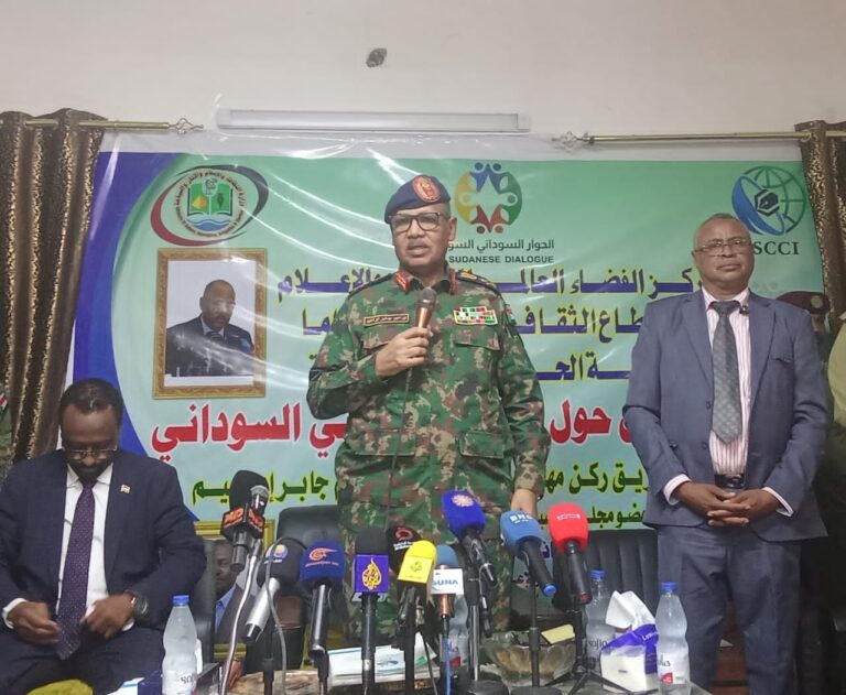 في ختام ورشة الدراميين حول الحوار السوداني.. الفريق إبراهيم  جابر يوجه بادخال مادة الدراما في المقررات الدراسية